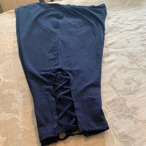 Lattice Stretch Capri Legging - Plus Size